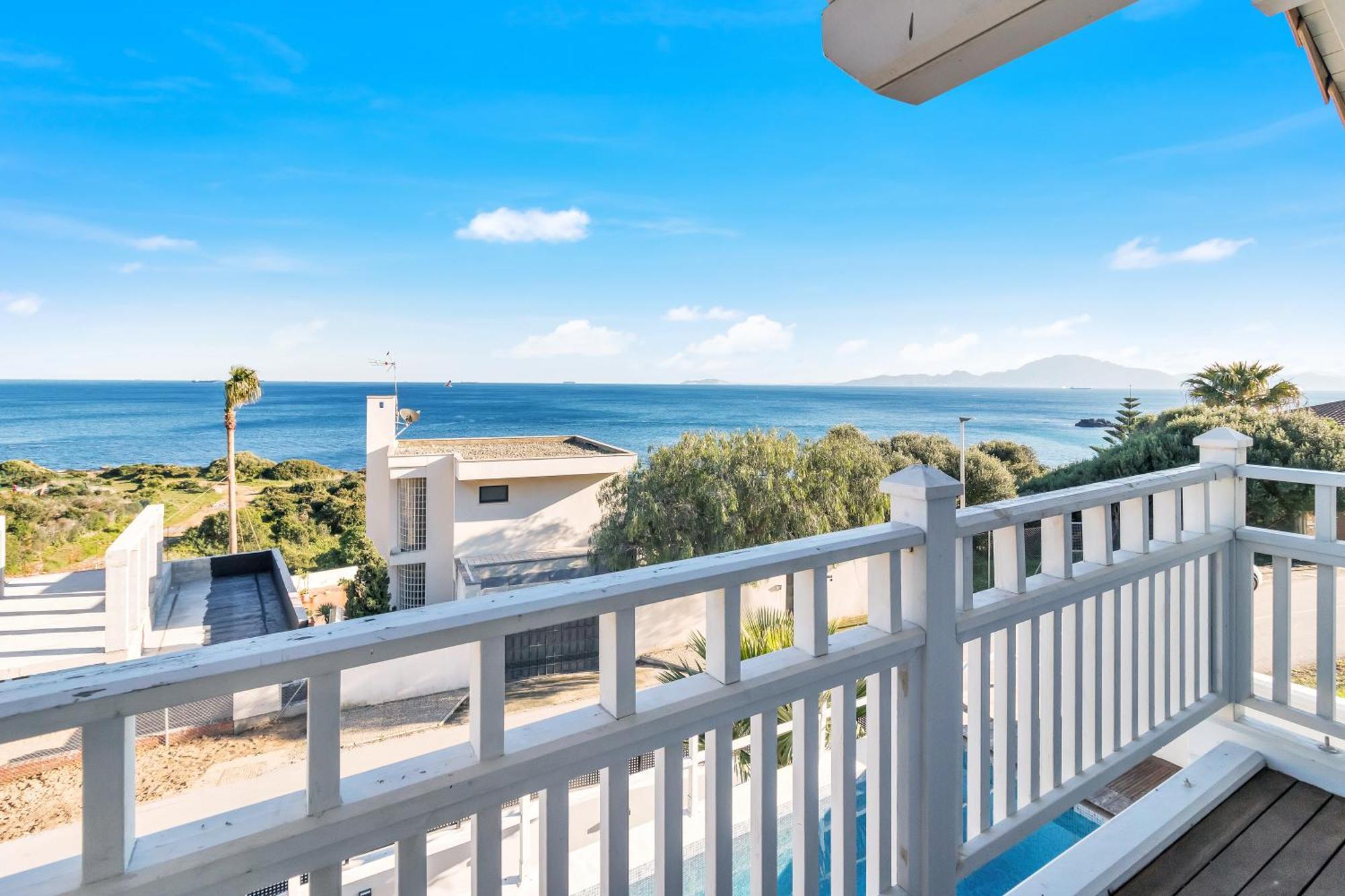Increible Villa De Madera Con Vistas Al Mar Algeciras Zewnętrze zdjęcie